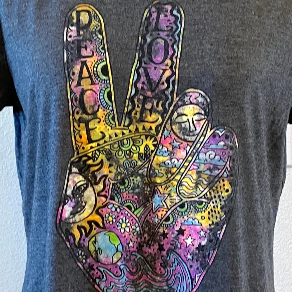 Groovy gray t-shirt with multicolored peace sign ✌🏼, Modern Lux, est. size L - Picture 3 of 6